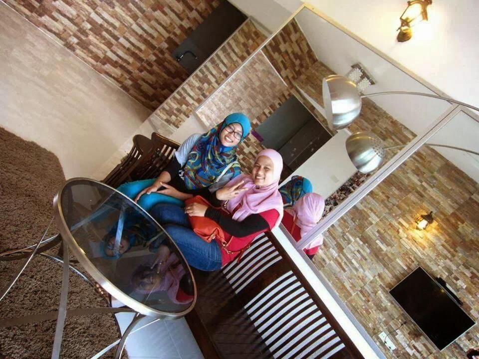 Airbnb At Sri Sayang Batu Ferringhi Beach Exterior foto
